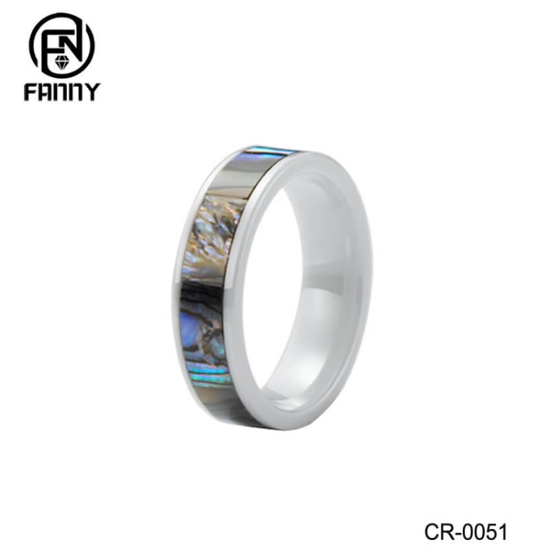 Anello in ceramica high-tech bianco nero con abalone intarsio fede nuziale