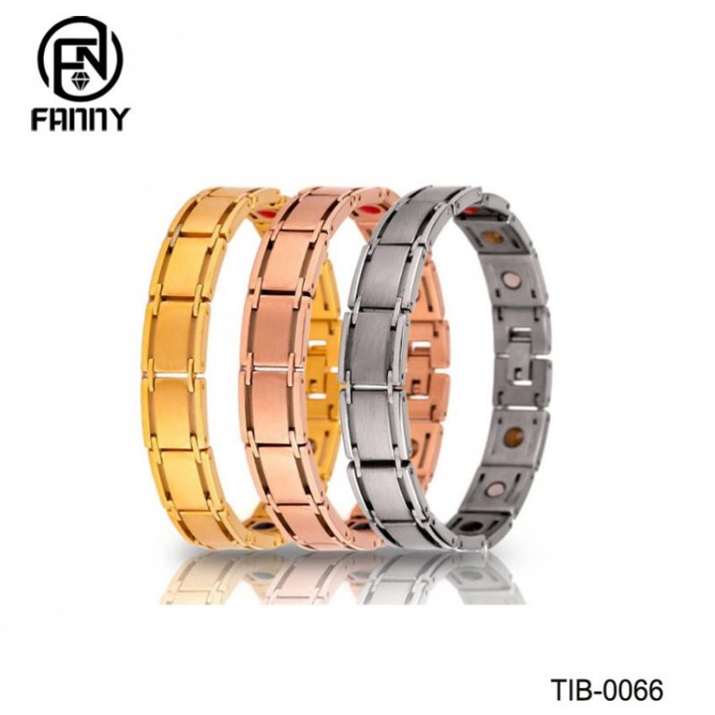 Pulsera magnética cepillada de titanio simple para hombres