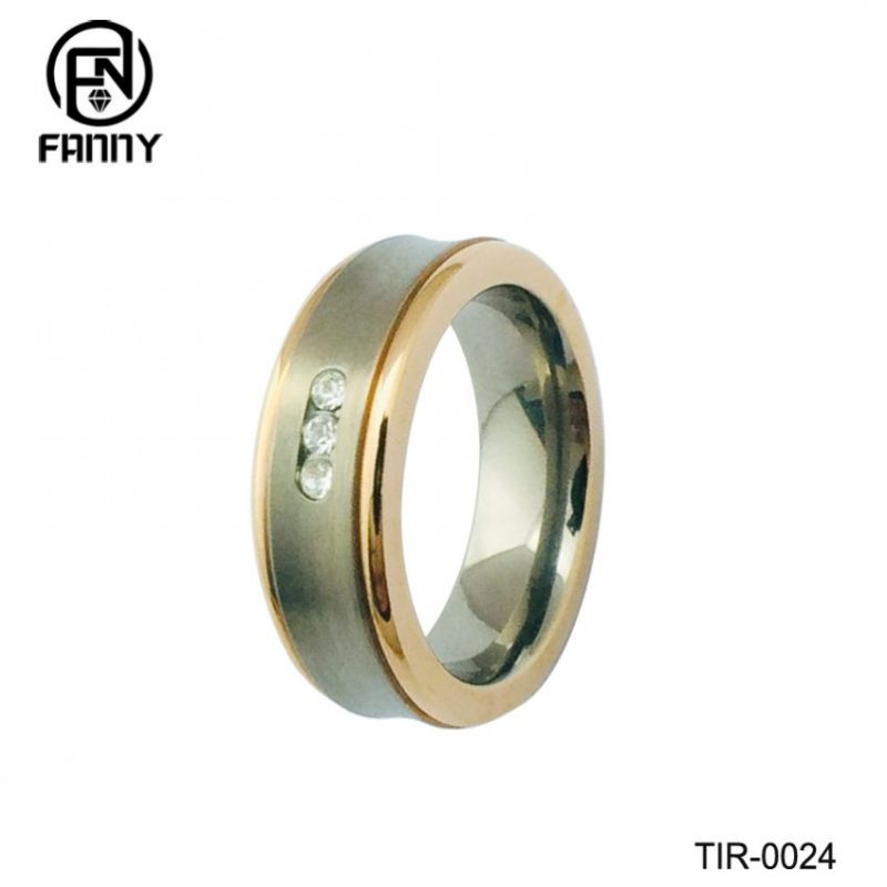 Anel de casamento de prata de titânio e ouro rosa com CZ Inlaid Wedding Band