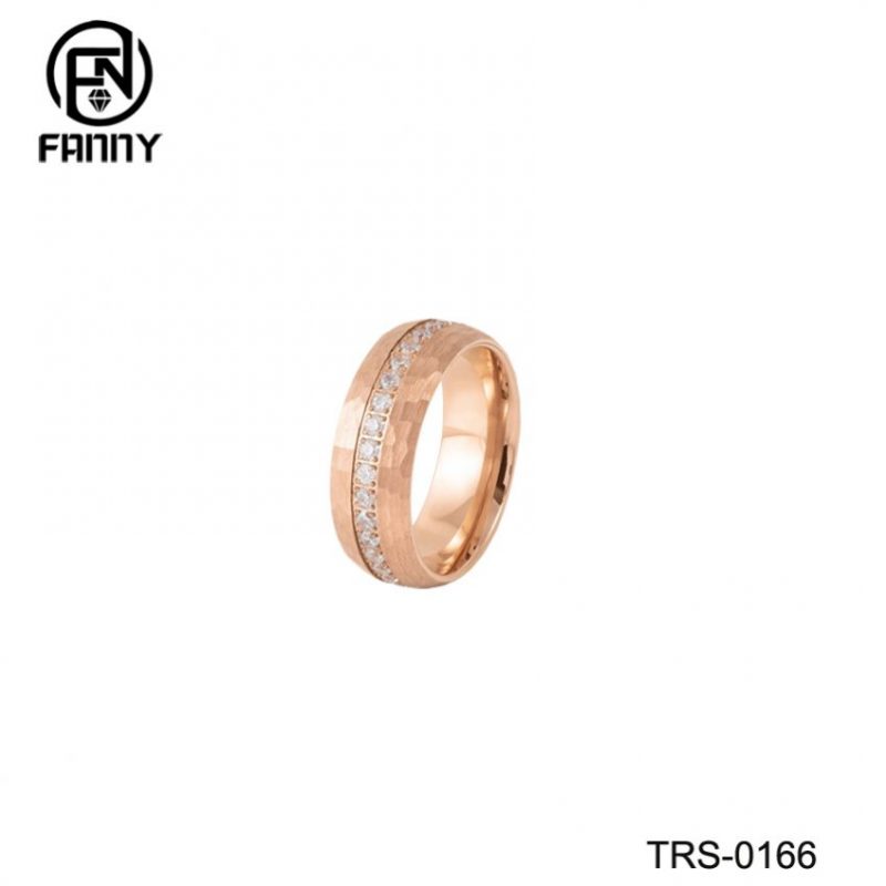 Hammered Tungsten Carbide Rose Gold Wedding Band Eternity Cubic Zirconia Ring Fabricante